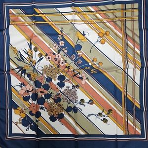 Symphony scarf, multi floral